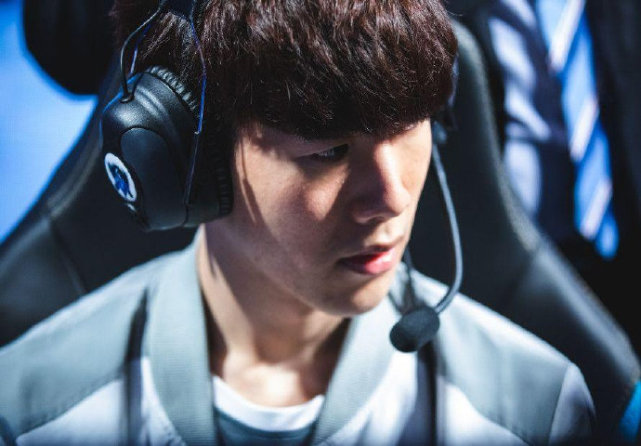 屢有驚艷表 屢有驚艷表