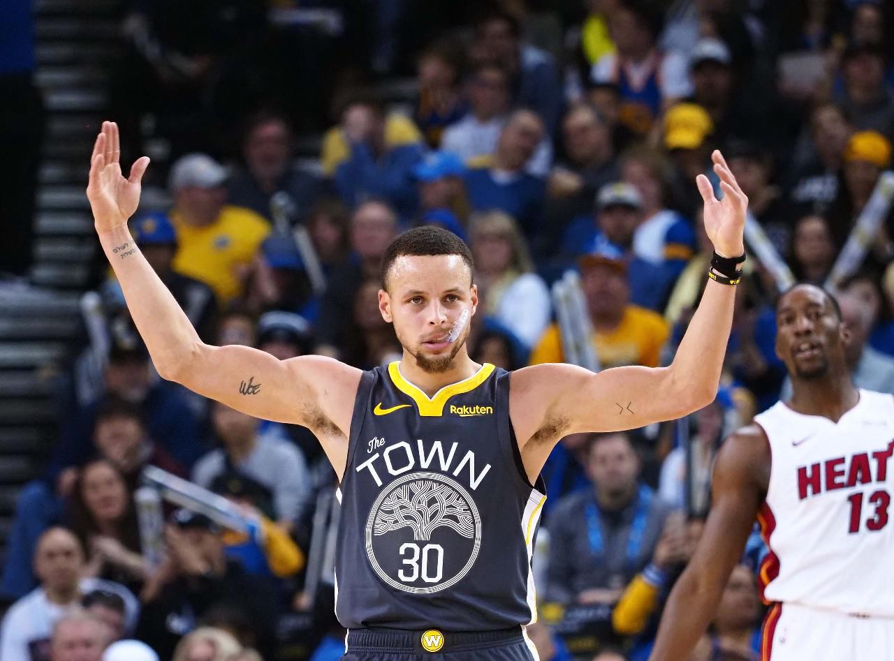 更是一场亚 更是一场亚