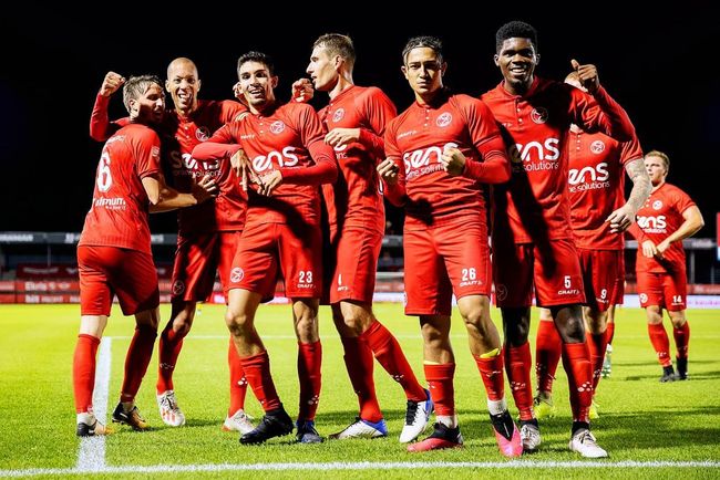 观众的掌声 观众的掌声